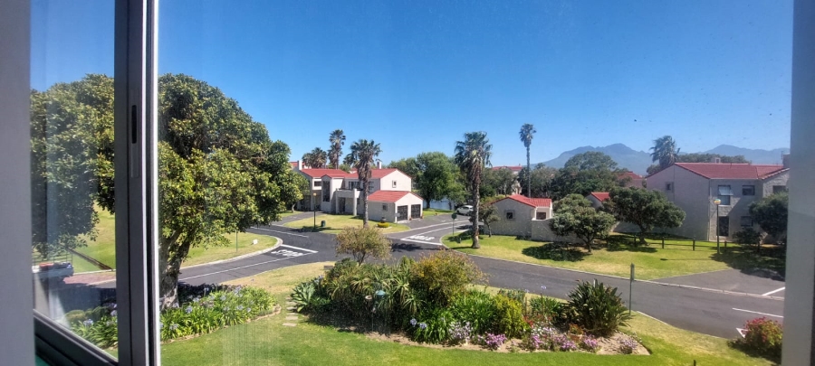 3 Bedroom Property for Sale in Greenways Golf Estate Western Cape